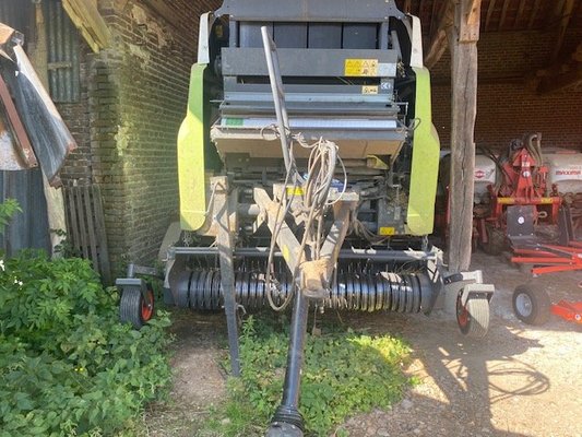 Presse à balles rondes Claas VARIANT 380