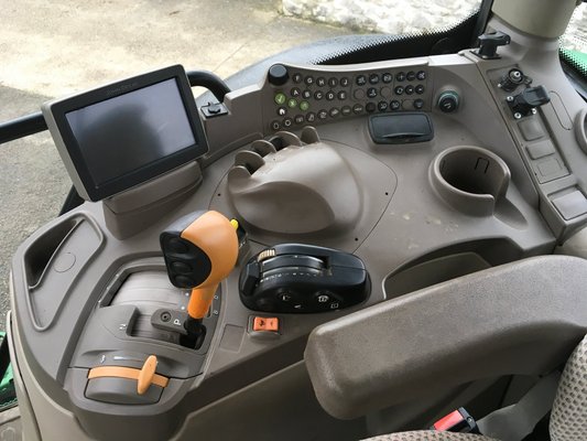 Tracteur agricole John Deere 6170R