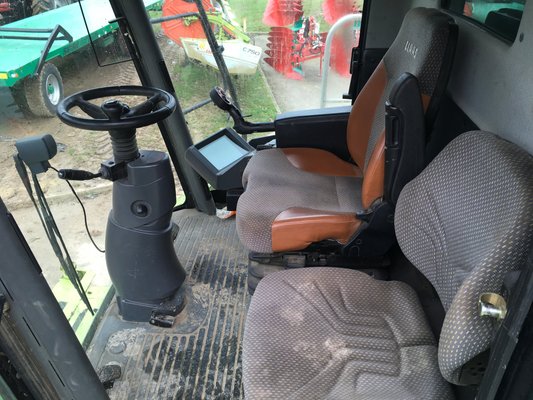 Moissonneuse batteuse Claas LEXION 570