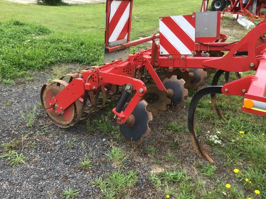 Déchaumeur Horsch TERRANO 3.5 FX
