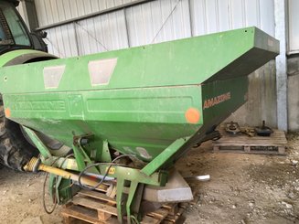 Distributeur d'engrais Amazone ZAM MAX - 1