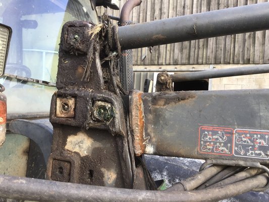 Tracteur agricole Deutz agrofarm 100