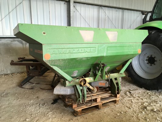 Distributeur d'engrais Amazone ZAM MAX
