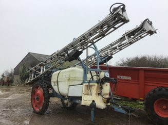 Pulvérisateur traîné Evrard METEOR - 3
