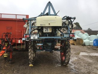 Pulvérisateur traîné Evrard METEOR - 5