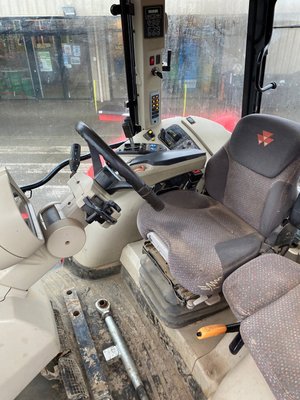 Tracteur agricole Massey Ferguson 7616 DYNA6