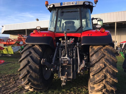 Tracteur agricole Massey Ferguson MF 7718S D6 EFFICIENT