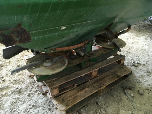 Distributeur d'engrais Amazone ZAM MAX