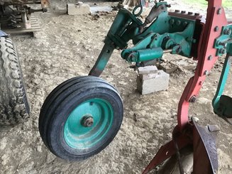 Charrue Kverneland LS95 - 1