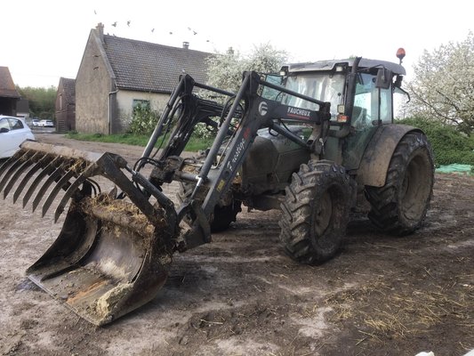 Tracteur agricole Deutz agrofarm 100