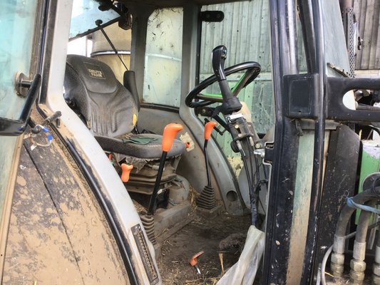 Tracteur agricole Deutz agrofarm 100