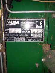 Presse à balles rondes Mac Hale V640 - 18