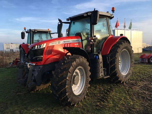 Tracteur agricole - MF 7718S D6 EFFICIENT