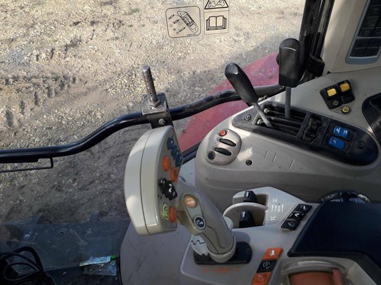 Tracteur agricole - 7720 DYNA6