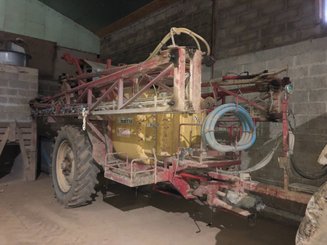 Pulvérisateur traîné Beyne PLK - 2