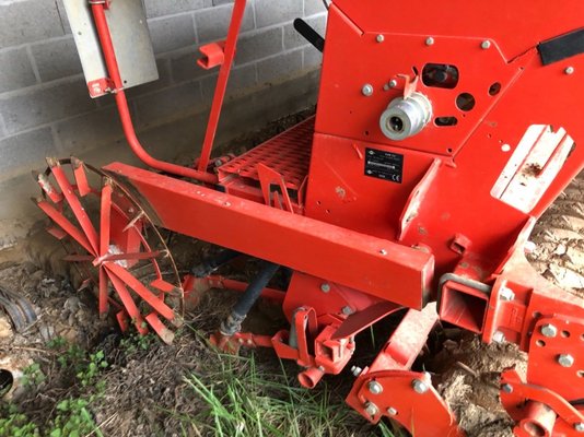 Semoir en ligne conventionnel Kuhn combiliner