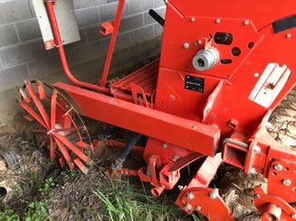 Semoir en ligne conventionnel Kuhn Combiliner - 9