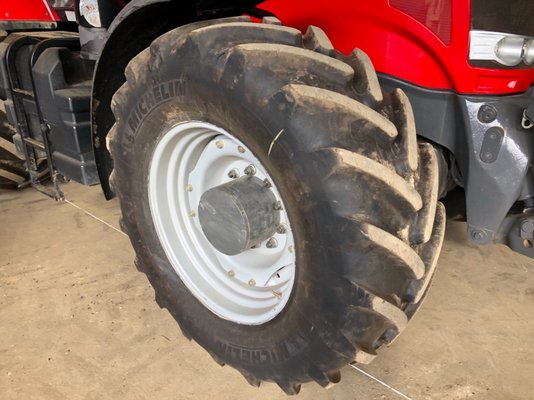Tracteur agricole Massey Ferguson 7624