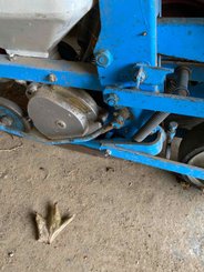 Semoir monograine Monosem Pneumatic patented system - 4