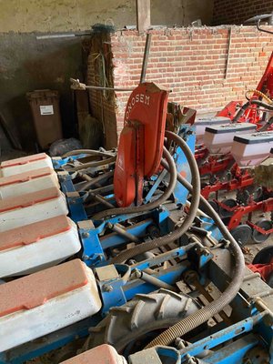 Semoir monograine Monosem pneumatic patented system