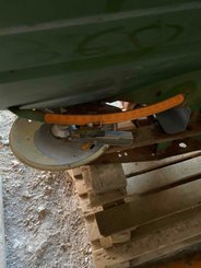 Distributeur d'engrais Amazone ZAM1500 - 8