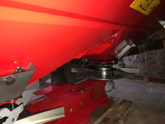 Distributeur d'engrais Kverneland EXACTAHL
